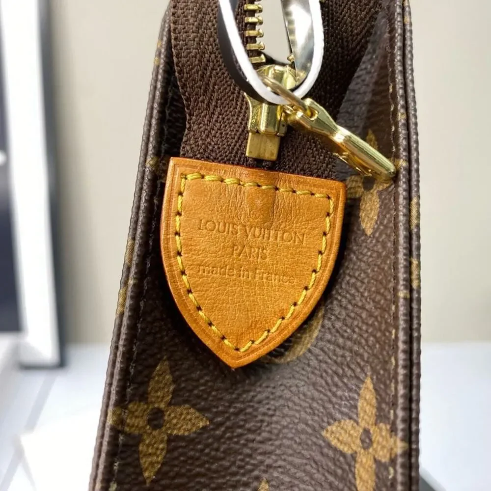 Louis Vuitton Women Pre-Loved Bag Very Good Condition